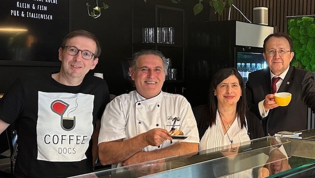 Mit Donato und Giovanna hat Angermayr echte italienische Küchenprofis geholt. Der Italo-Espresso ...