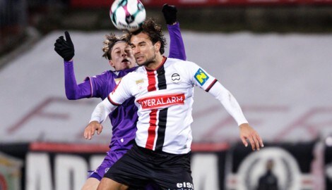 Eindrücklicher Kampf um jeden Ball und um die Lufthoheit – am Ende hat das Duell von Admira ...