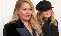 Christina Applegate ist Gerüchten zufolge seit Wochen im Spital. Jetzt meldete sich die ...