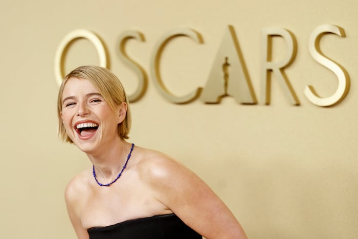 Jessie Buckley erzählt über ihren schwierigen Karrierestart – und wie ein Fremder namens Tony ...