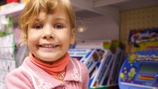 Dieser Blick an der Kassa – den kennen Eltern nur zu gut! Taschengeld in Verbindung mit einem ...