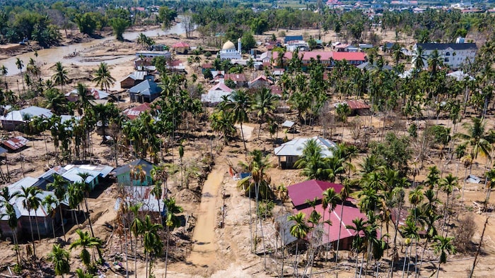 Die örtliche Wetterbehörde geht davon aus, dass die Regenzeit noch bis einschließlich April ...