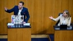 „Die Hilfsgelder verschwinden im Korruptionssumpf der Ukraine“, behauptete FPÖ-Generalsekretär ...