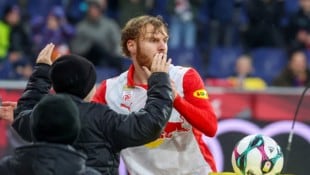 Yorbe Vertessen könnte bald wieder mit den Fans des FC Red Bull Salzburg abklatschen. 