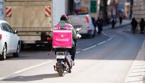 E-Mopeds, die aktuell als Fahrräder gelten, werden in das Kraftfahrgesetz überführt und damit ...