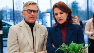 Dicke Luft zwischen Wirtschaftsbund-Chef Peter Buchmüller und Landeshauptfrau Karoline ...