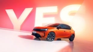 Ein echter Hingucker – der Opel Corsa YES im auffälligen Koral Orange.