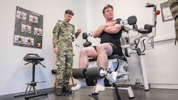 Lukas Rauschenberger (18) aus Leibnitz am Kraftstuhl