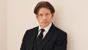 Ein britisches Model macht „Zurück in die Zukunft“-Star Crispin Glover schwere Vorwürfe: Der ...