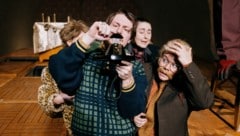 Die Produktion „Das Volksfest“ ist bis zum 22. März beim „Wortstätten“-Festival zu sehen.