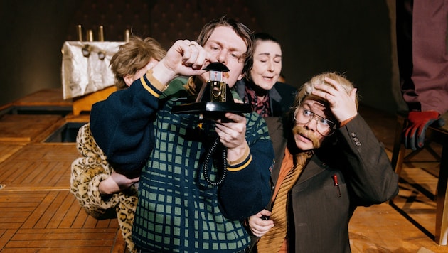 Die Produktion „Das Volksfest“ ist bis zum 22. März beim „Wortstätten“-Festival zu sehen.