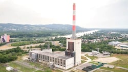 Die Vorarbeiten für die Sprengung des alten Turms starten demnächst.