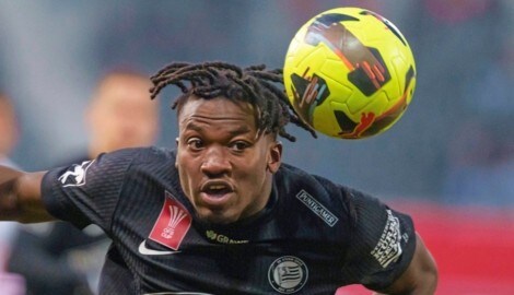 Seedy Jatta ist bei Sturm nicht vom Glück verfolgt, immer öfter gibt es Pfiffe.