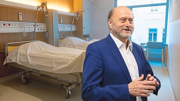 AKH-Direktor Herwig Wetzlinger ist stolz auf sein Haus.