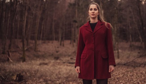 Mit ihrem zweiten Soloalbum „Tic.k Tock“ will Sängerin K.Cit (Ursula Reicher) uns ihr ...