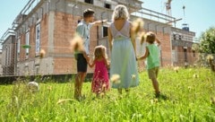 Fleißigen Familien soll ab dem Jahr 2028 mehr bleiben.