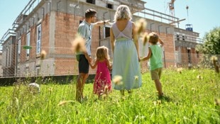 Fleißigen Familien soll ab dem Jahr 2028 mehr bleiben.