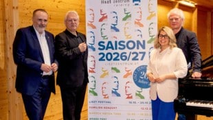 Landeshauptmann Doskozil, Intendanten E. und J. Kutrowatz, Kulturchefin C. Priber.