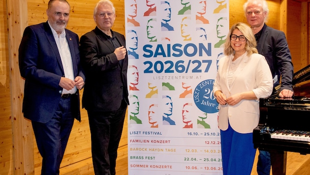 Landeshauptmann Doskozil, Intendanten E. und J. Kutrowatz, Kulturchefin C. Priber.