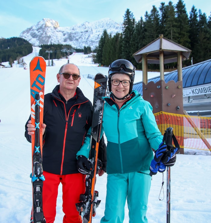 Nicht nur Matthias und Magdalena Reiter hoffen, dass die Lifte weiter fahren.