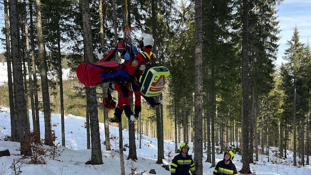 Der 28-Jährige wurde mittels Tau geborgen.