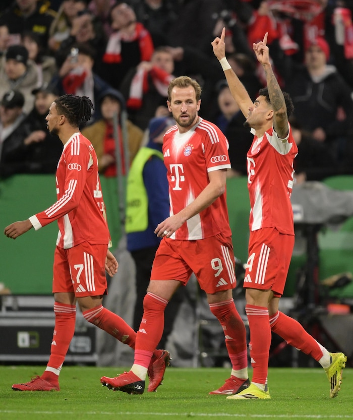 Das magische Offensiv-Trio des FC Bayern: Olise, Kane un Diaz.