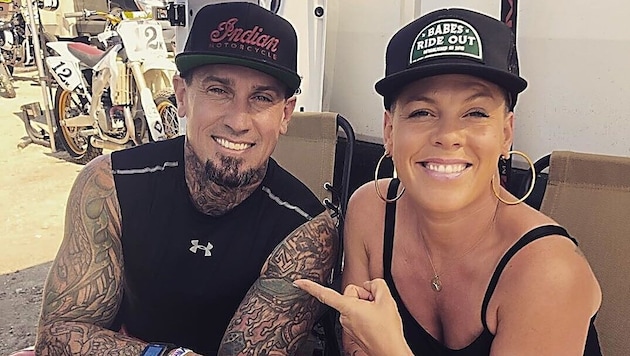 Ein Bild aus besseren Tagen von Pink und ihrem Ehemann Carey Hart
