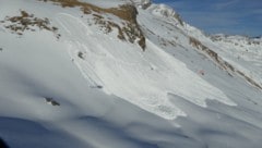 Die Tourengeher wurden nur knapp nicht von den Schneemassen erfasst.