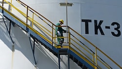 Zu ungarischen und slowakischen Raffinerien fließt weiterhin kein russisches Erdöl durch die ...