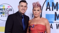 Carey Hart und Pink nach 20 Jahren getrennt? Die Sängerin meldete sich jetzt auf Instagram in ...