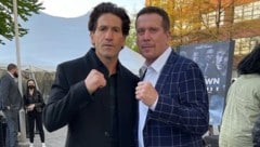 Bobby J. Brown (rechts) mit seinem Schauspiel-Kollegen Jon Bernthal auf einem ...