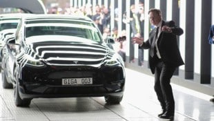 Elon Musk bei der Eröffnung der Gigafactory in Grünheide im Frühjahr 2022