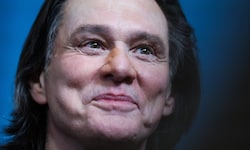 Jim Carrey wurde bei Der Ehren-César ging in Paris an den kanadisch-amerikanischen Schauspieler, ...