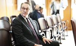 Heinz-Christian Strache, ehemaliger FPÖ-Vizekanzler wird in der Causa Casinos angeklagt ...