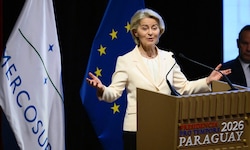 EU-Kommissionspräsidentin Ursula von der Leyen bei der Unterzeichnungszeremonie zu Mercosur im ...