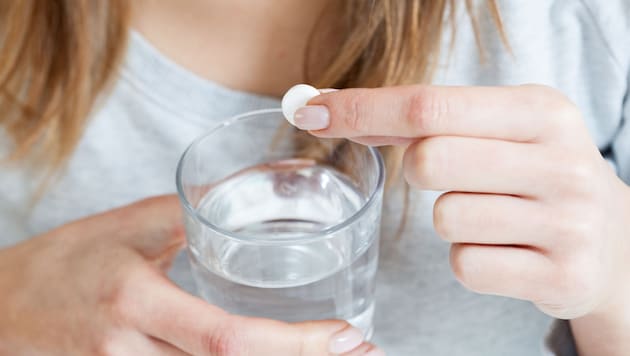 Die tägliche Einnahme von Aspirin erhöht laut einer neuen Studie das Risiko für Blutungen und ...