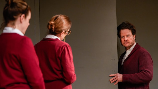 Theaterfrühling mit Drama „Zweifel“: Julia Frisch, Katharina Bigus (li.) und Ferdinand Kopeinig