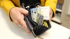 Auch Alleinstehende erhalten eine höhere Mindestsicherung.