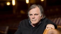 Düstere Zeiten in der Hofstallgasse: Markus Hinterhäuser muss nun entscheiden, wann er die ...