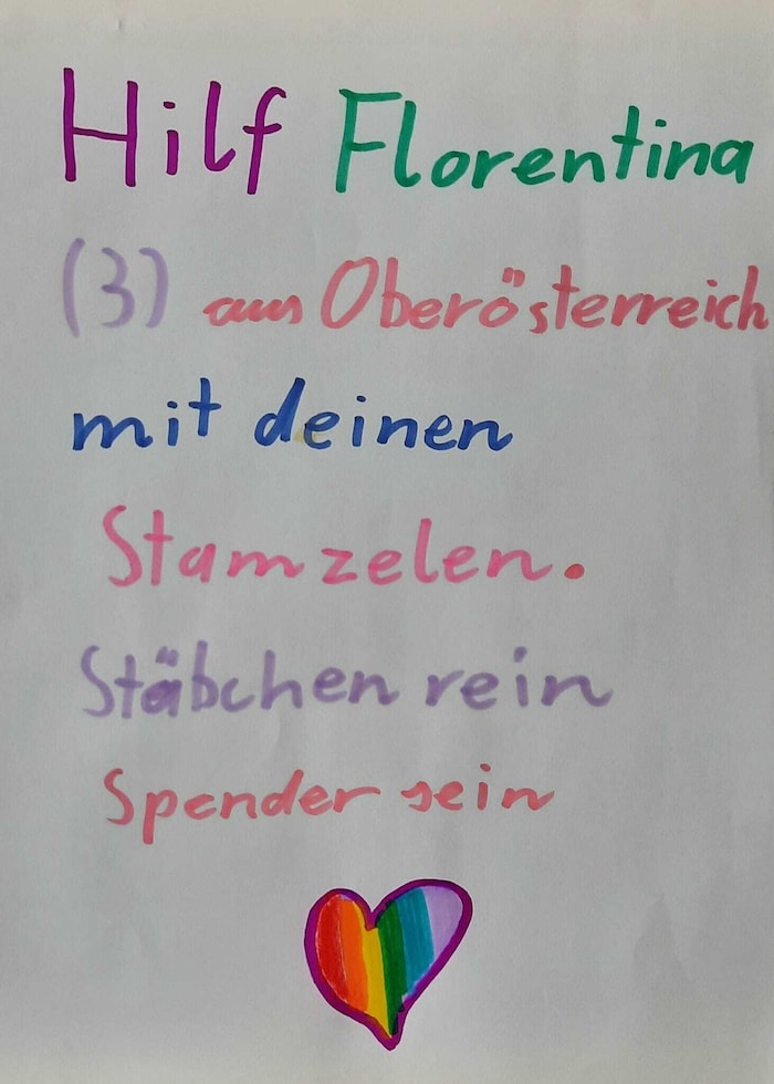 Die Familie gestaltete für die kleine Florentina Plakate.