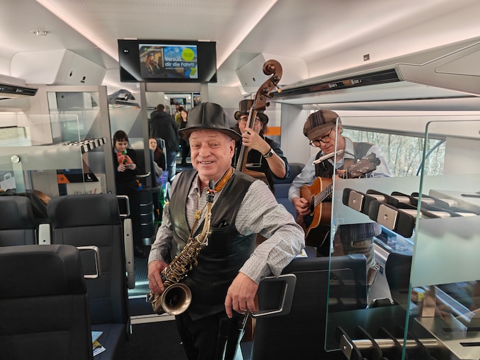 Das Hillibilli Trio begeisterte mit dreistimmigem Gesang und Klang.