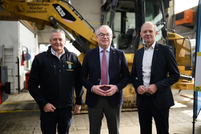 Gemeinsame Erklärung: Dietmar Fahrafellner, Stephan Pernkopf und Martin Angelmaier im ...