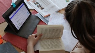 AFP/YANN SCHREIBER Analoge Medien geraten immer stärker ins Hintertreffen gegenüber der digitalen Konkurrenz.