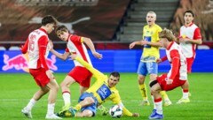 Johannes Moser (re.) leitete das 1:0 ein.