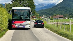 Die Alte Bundesstraße sei zu eng für den Lieferverkehr zur geplanten Deponie, kritisieren ...