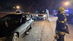 Rettung und Feuerwehr an der Unfallstelle