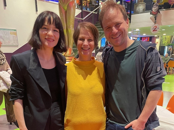 Schauspielerin Verena Pachler, Barbara Pachl-Eberhart und Regisseur Adrian Goiginger bei der ...