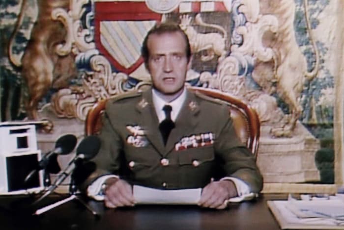 Juan Carlos bei seiner Fernsehansprache im Zarzuela Palast am 23. Februar 1981
