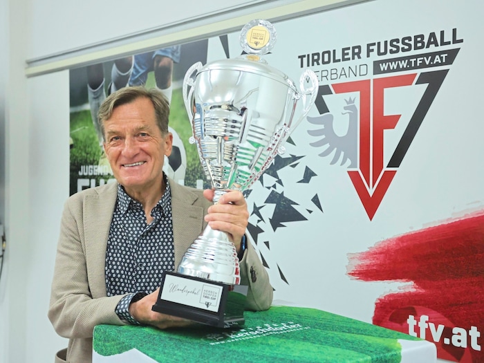 König Fußball begleitet den Zillertaler sein ganzes Leben lang.