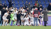 Nach dem Derbysieg brachen beim neuen Tabellenführer alle Dämme